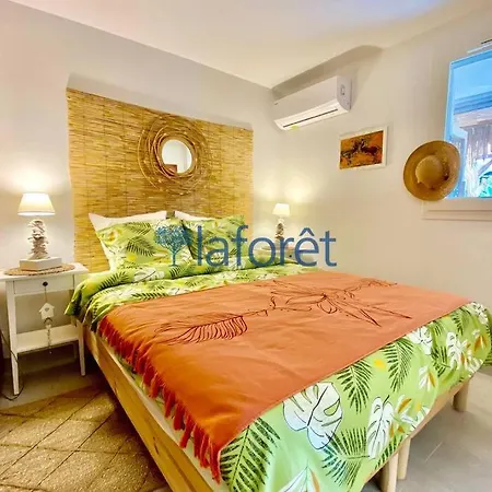 Appartement insolite avec jacuzzi et sauna à Carqueiranne Appartamento *